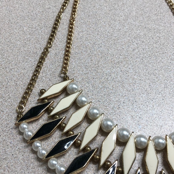 Necklace - Picture 4 of 4